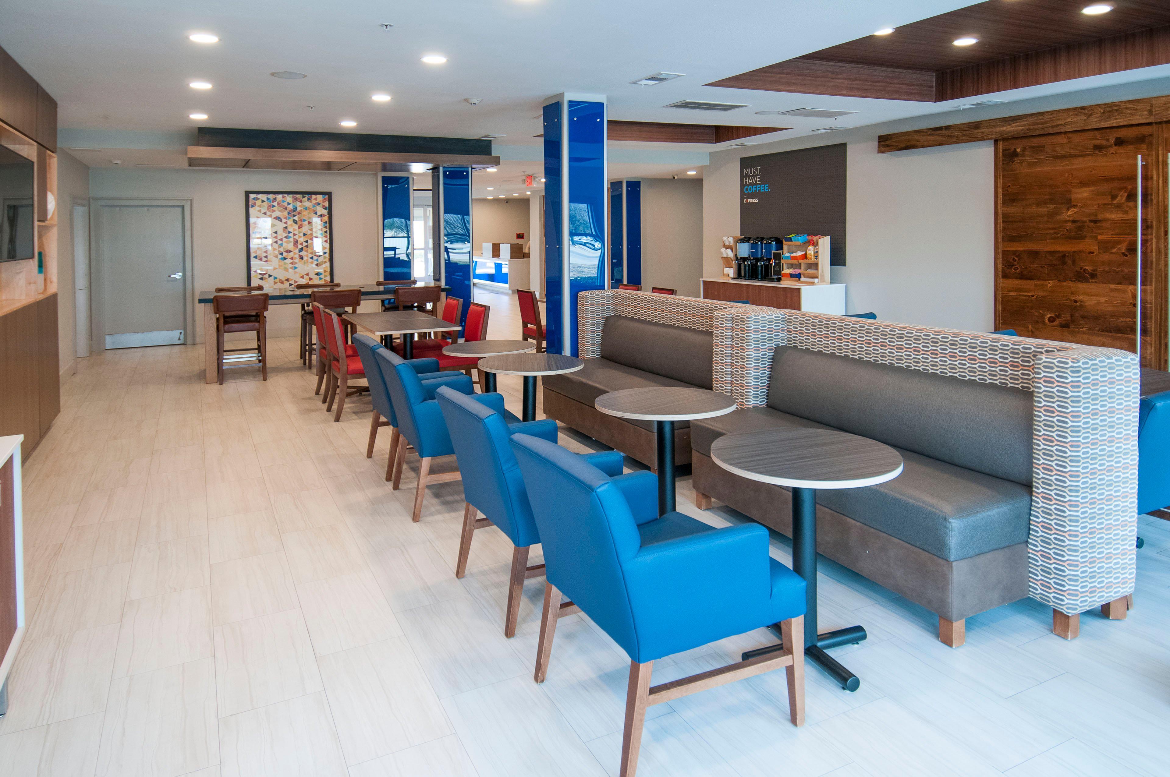 Holiday Inn Express Hotel & Suites Plano West - Frisco By Ihg Exterior photo